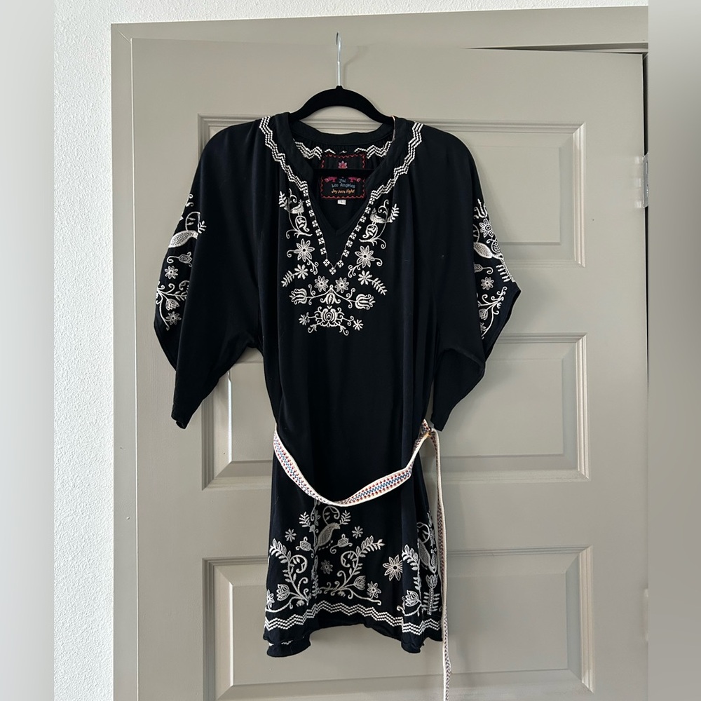 Johnny Was Black Tunic with Intricate White Embroidery